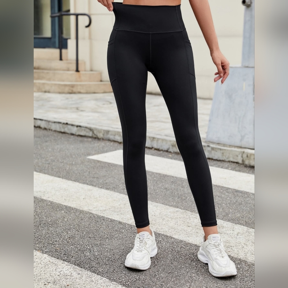 Black Yoga Leggings
